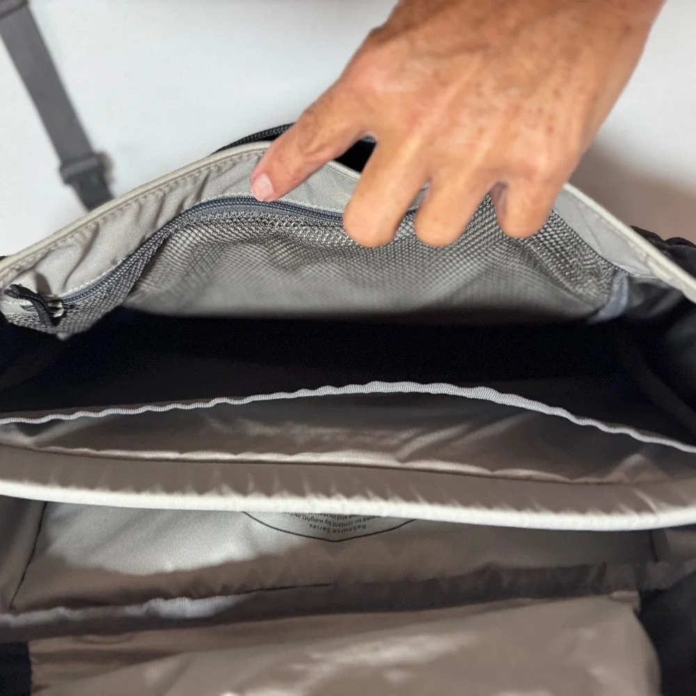 Osprey Seral Lumbar Hydration Pack Hiking Biking Waist Pack Gray Black K